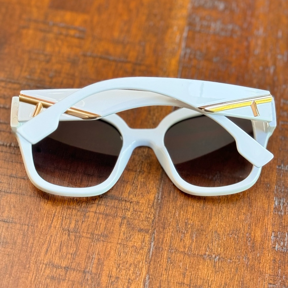 White Pretty Fendi Sunglasses - Picture 2 of 5